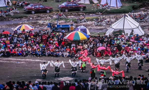 Tibetan Nomad Festival in Langmusi